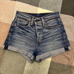 Levi's 501® rolled shorts